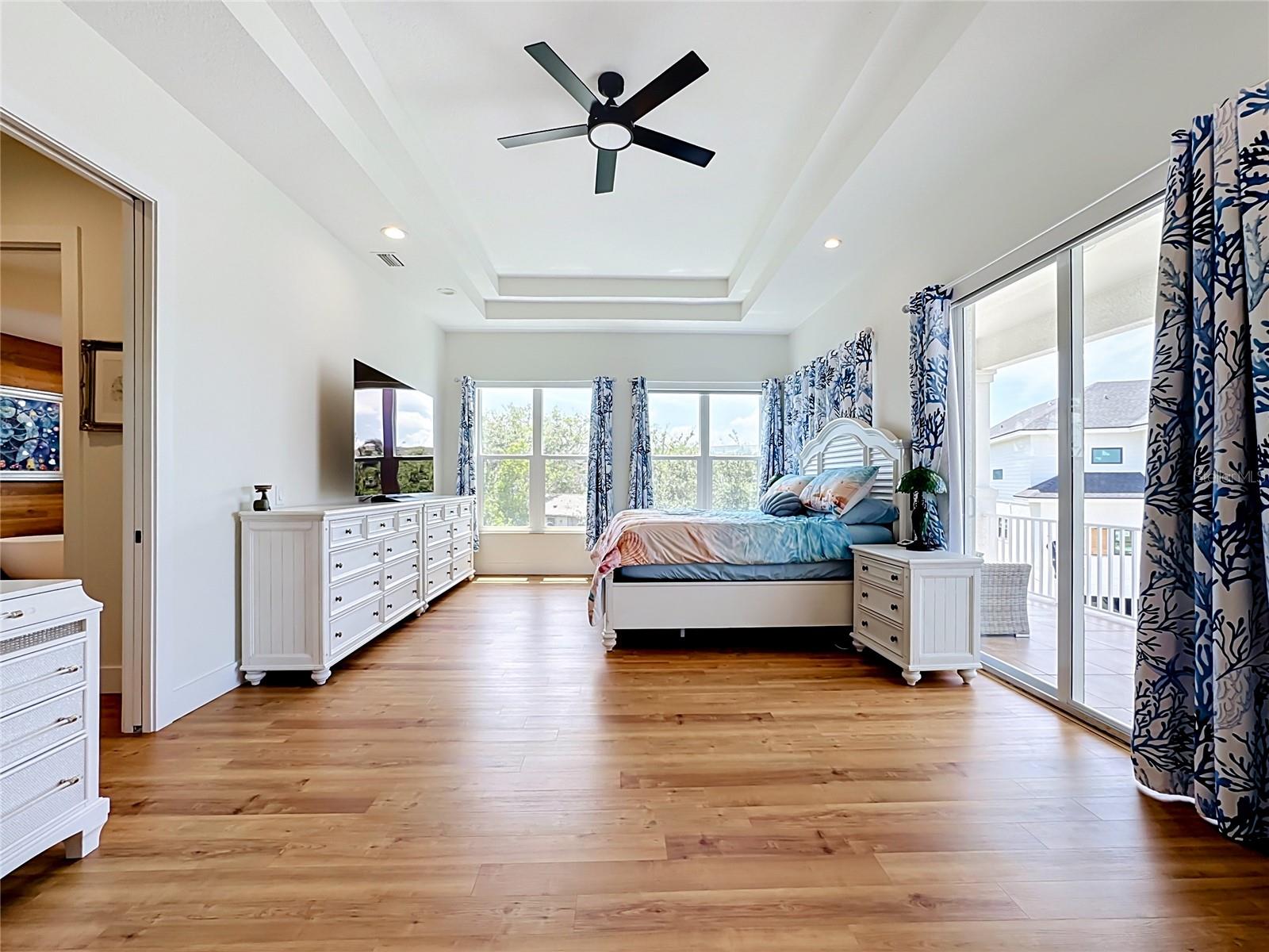 CORONAS PARK - Residential