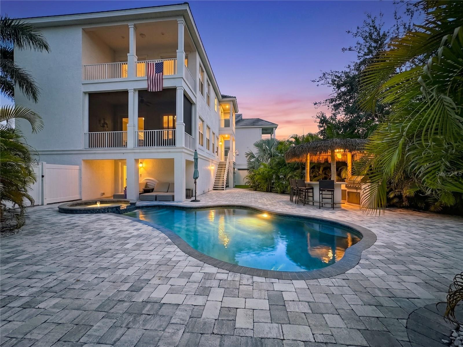 CORONAS PARK - Residential