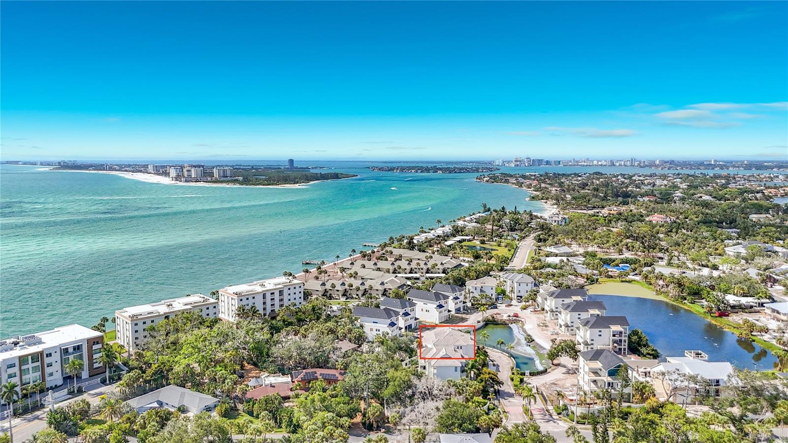 CORONAS PARK - Residential