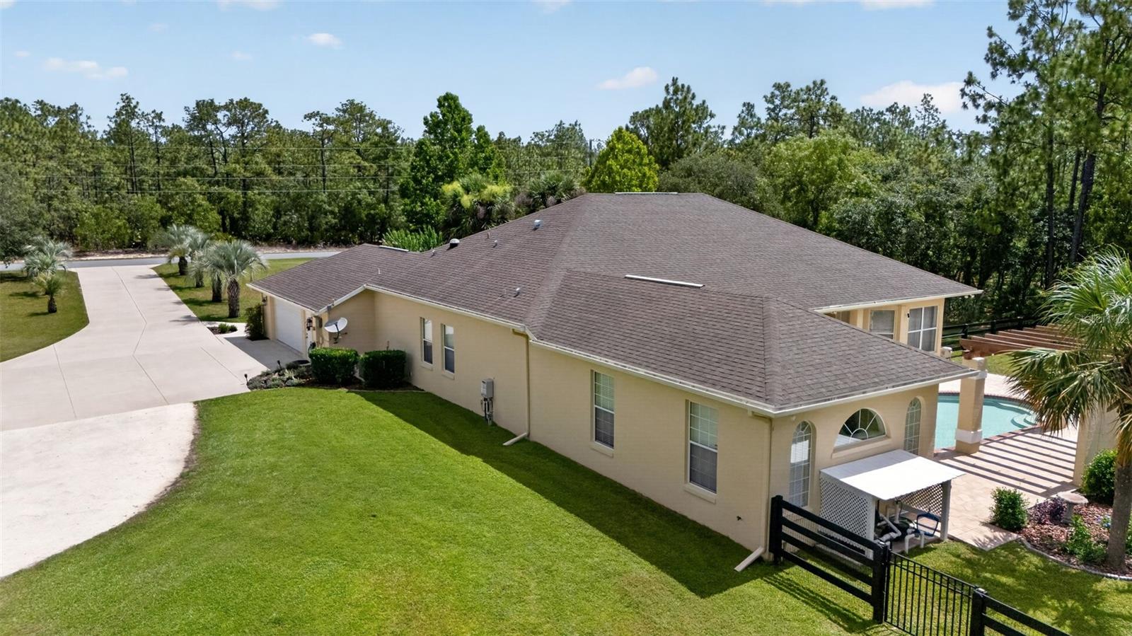 PINE RIDGE UNIT 02 - Residential