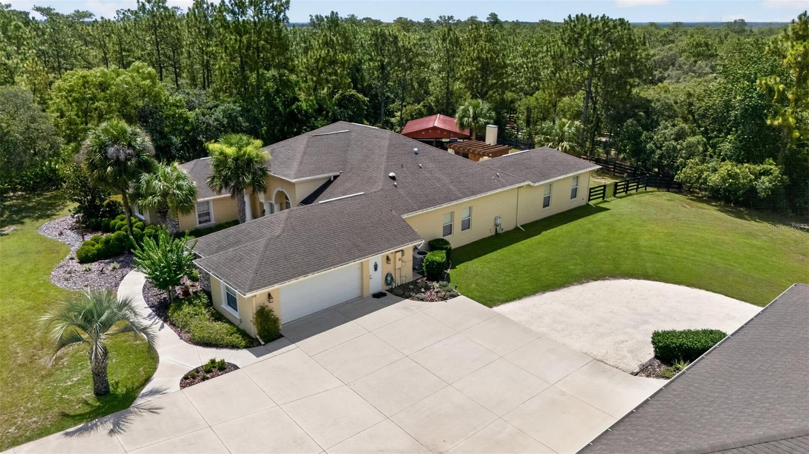 PINE RIDGE UNIT 02 - Residential