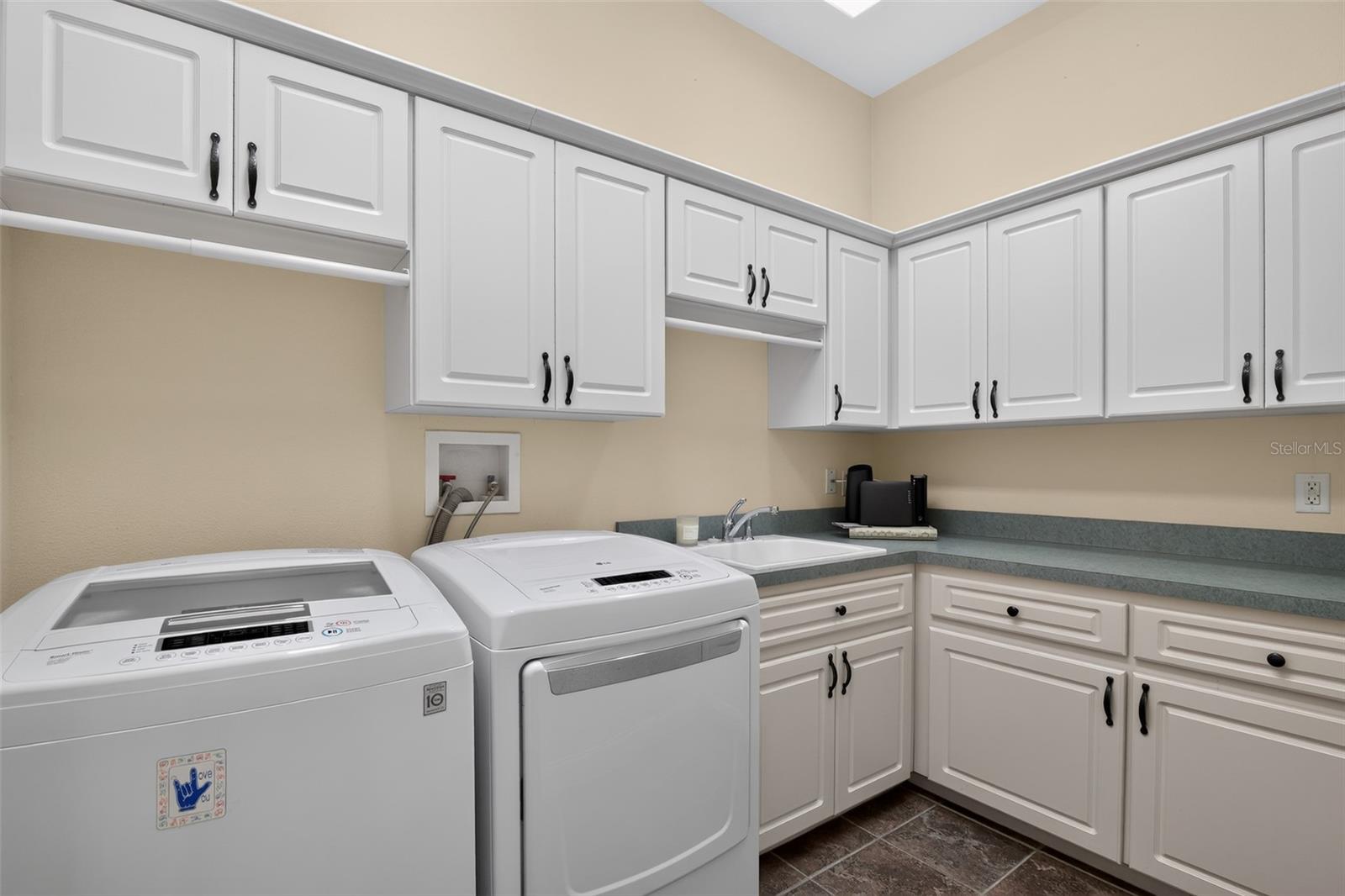 PINE RIDGE UNIT 02 - Residential