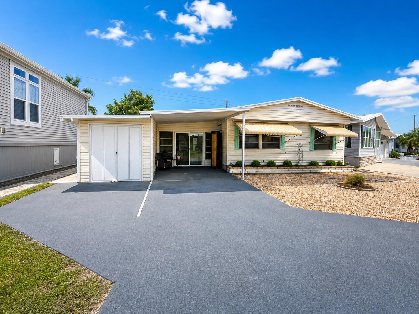 TRAILER ESTATES - Residential