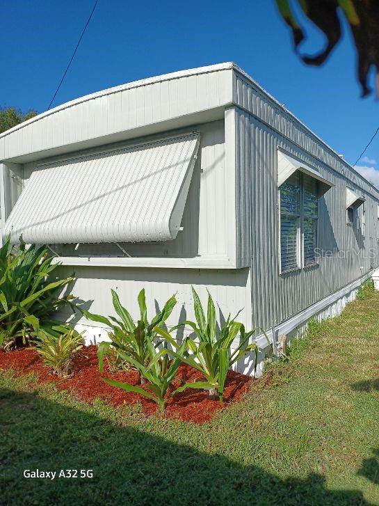 SUNSHINE PARKWAY MANOR - Residential