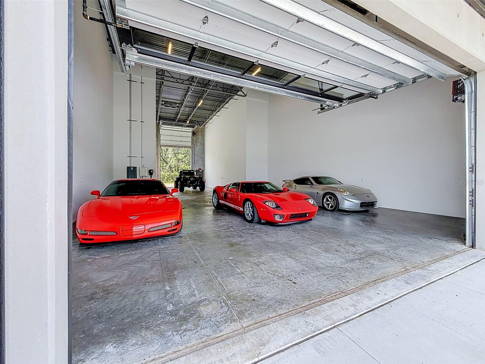 MOTOR ENCLAVE PH 1 - Residential