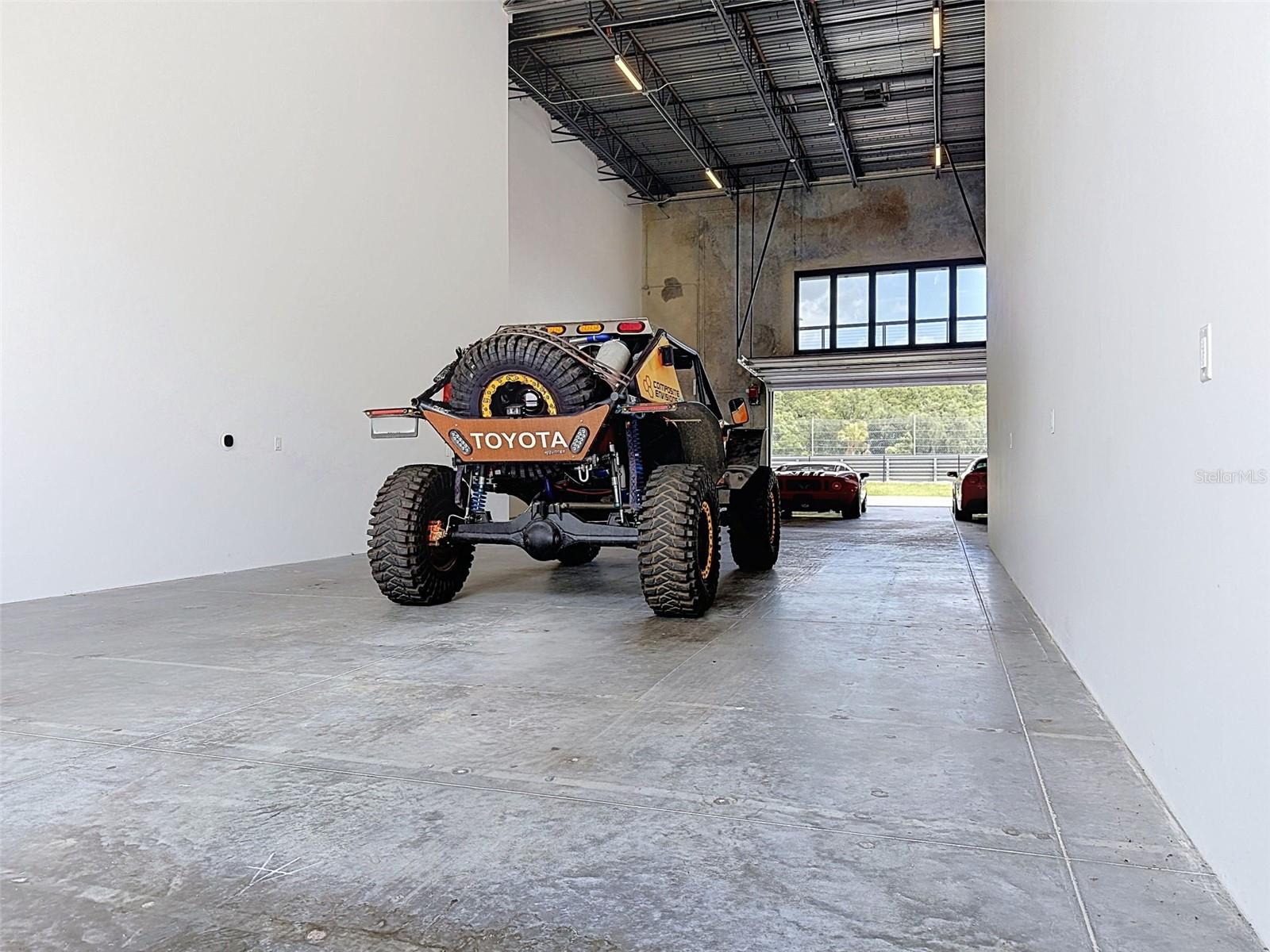 MOTOR ENCLAVE PH 1 - Residential
