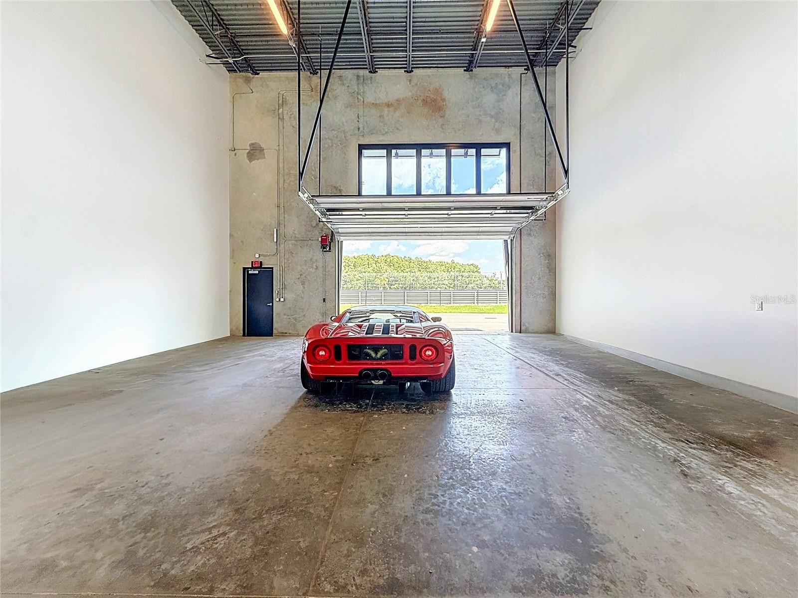 MOTOR ENCLAVE PH 1 - Residential