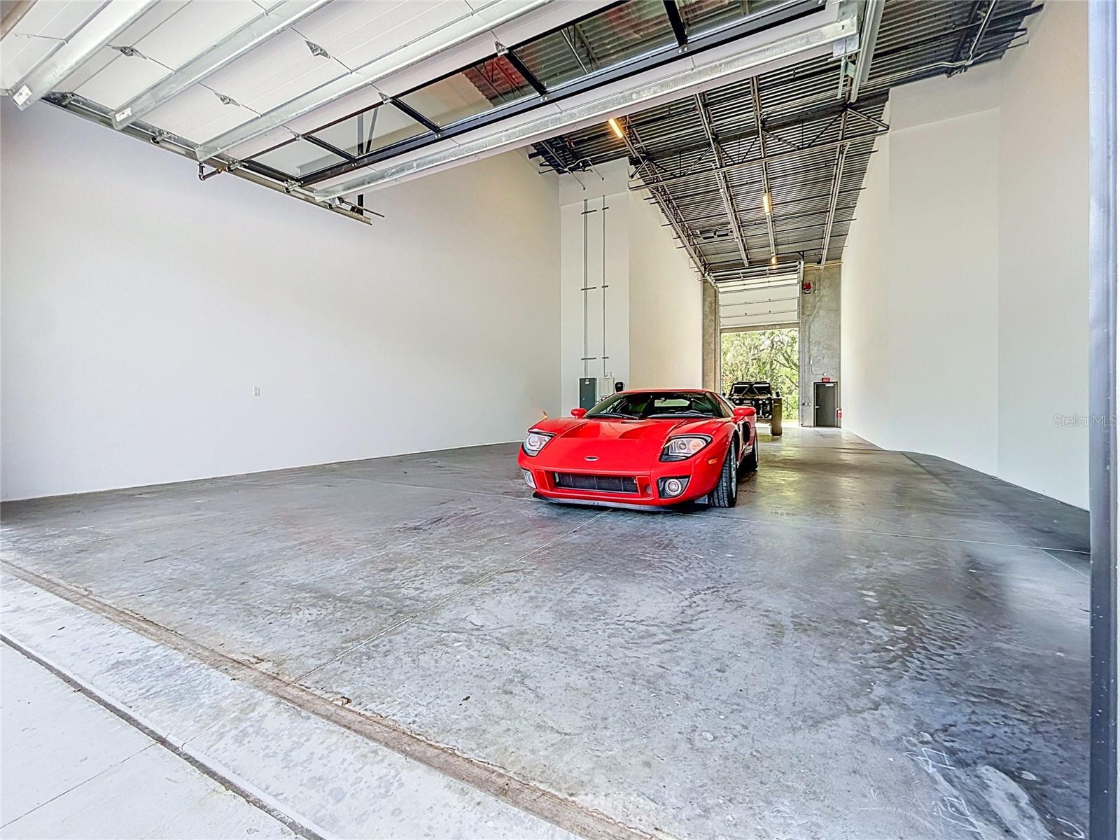 MOTOR ENCLAVE PH 1 - Residential