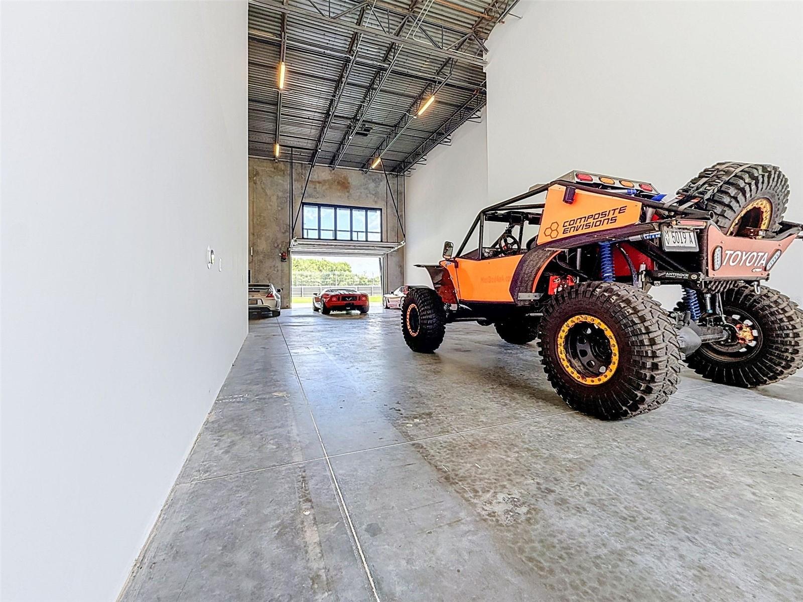 MOTOR ENCLAVE PH 1 - Residential
