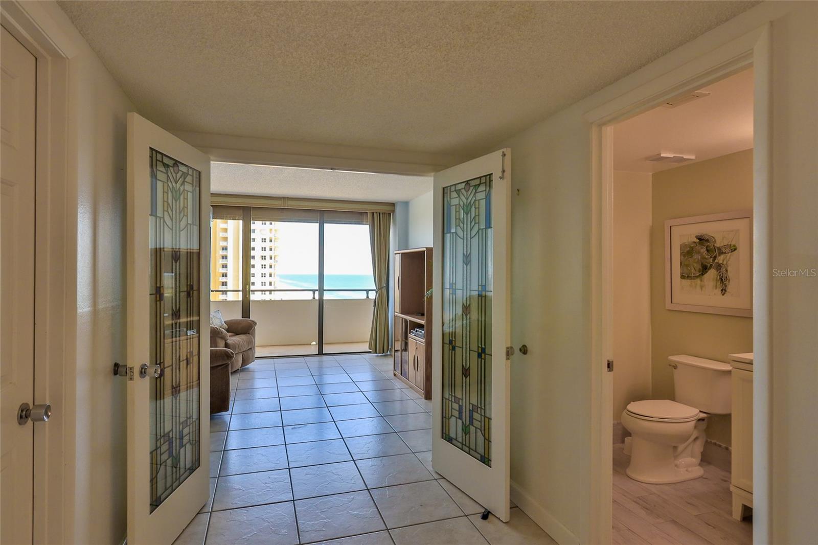 ALIKI FORUM CONDO - Residential
