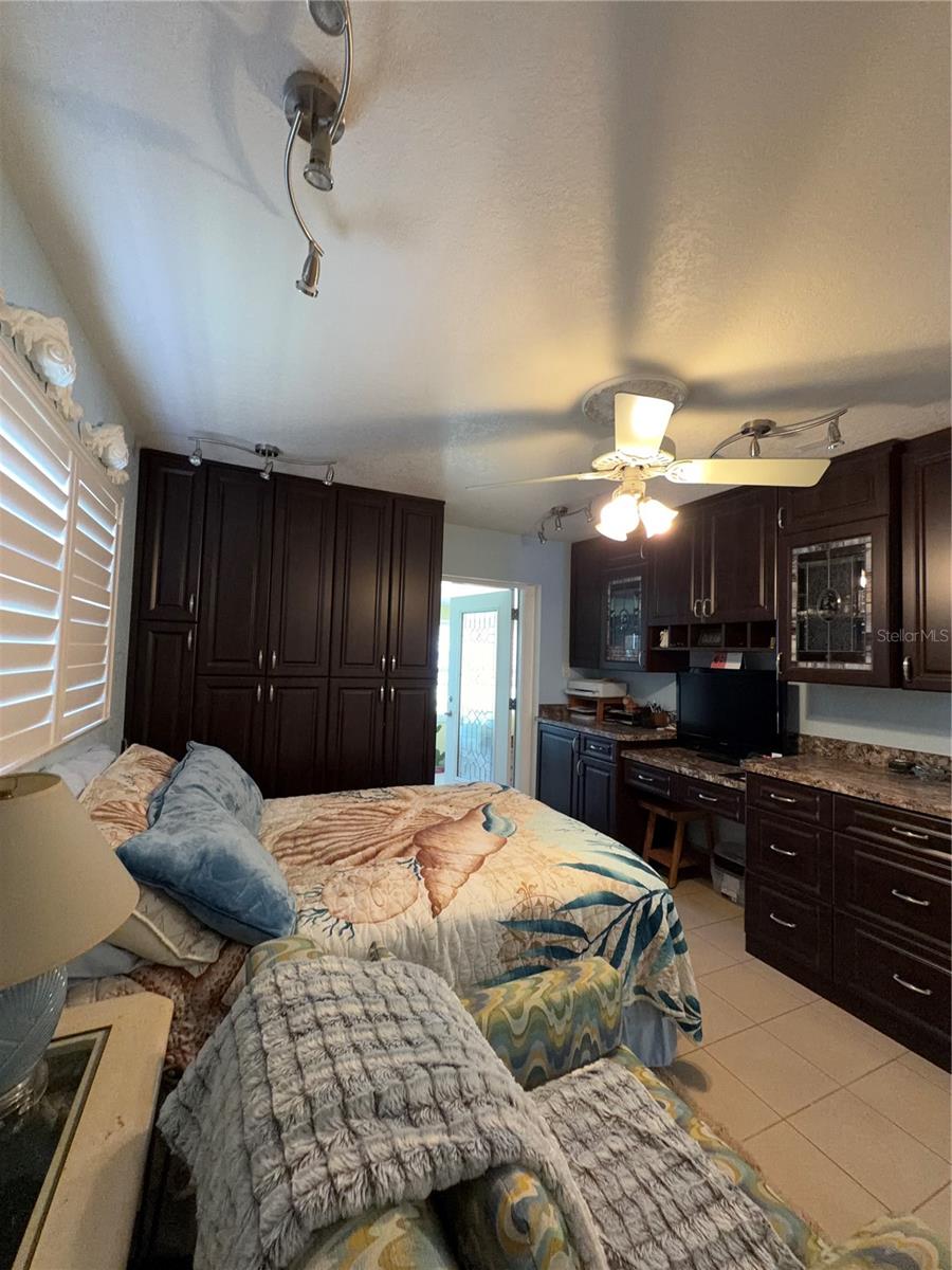 PARADISE POINTE WEST GROUP 1 - Residential