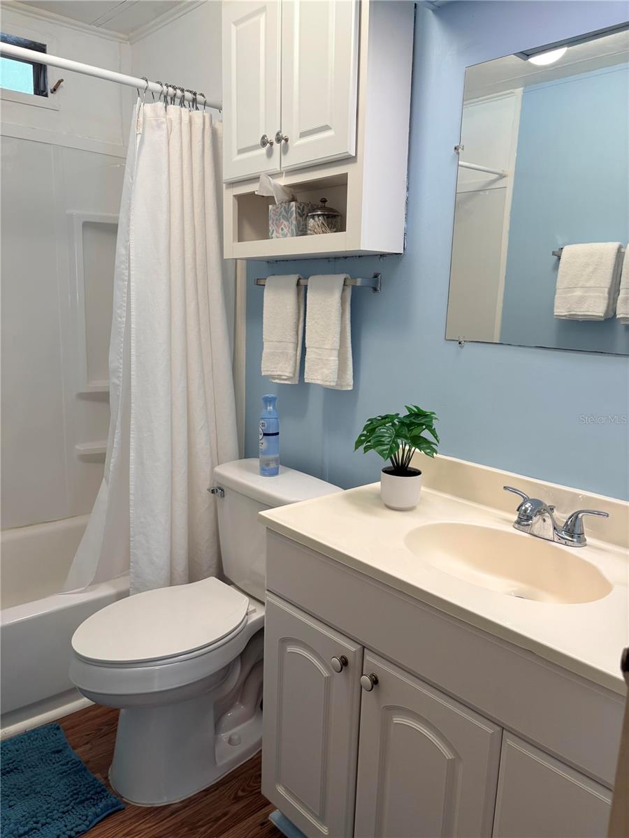 LAUREL ESTATES - Residential