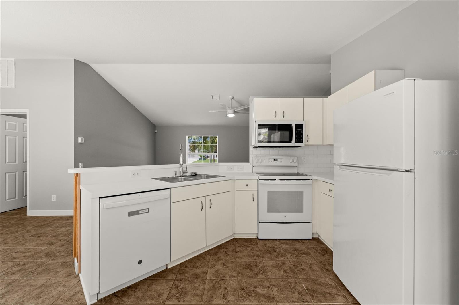 PORT CHARLOTTE SUB 07 - Residential