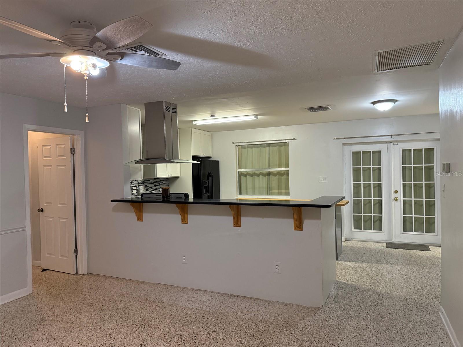 WHISPERING LAKES SEC 02 AMD - Residential