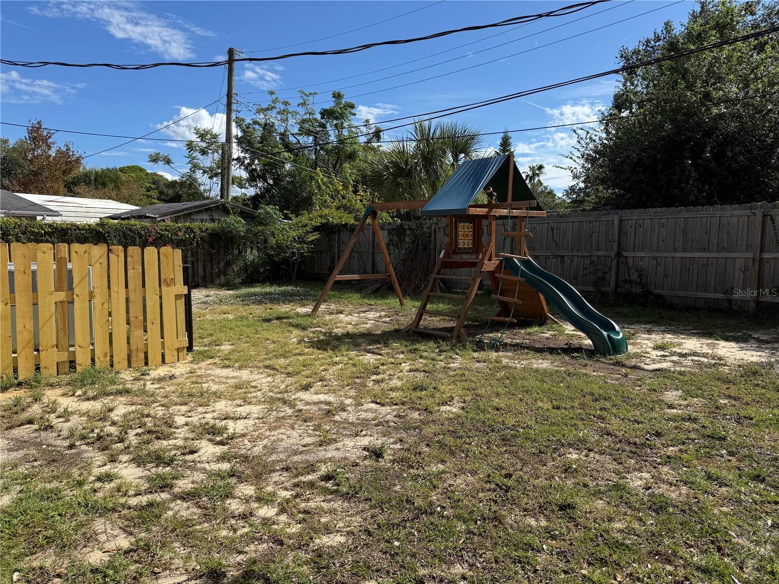 WHISPERING LAKES SEC 02 AMD - Residential