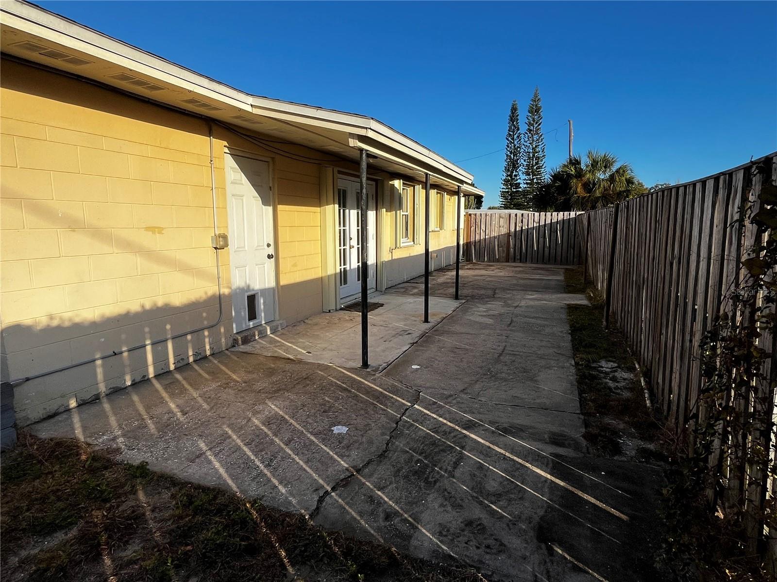 WHISPERING LAKES SEC 02 AMD - Residential