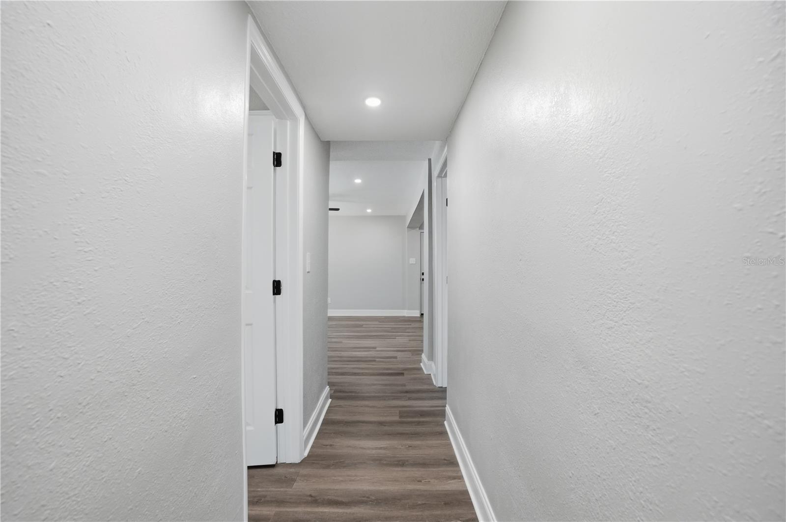 TEMPLE TERRACE RIVERSIDE SUBDI - Residential