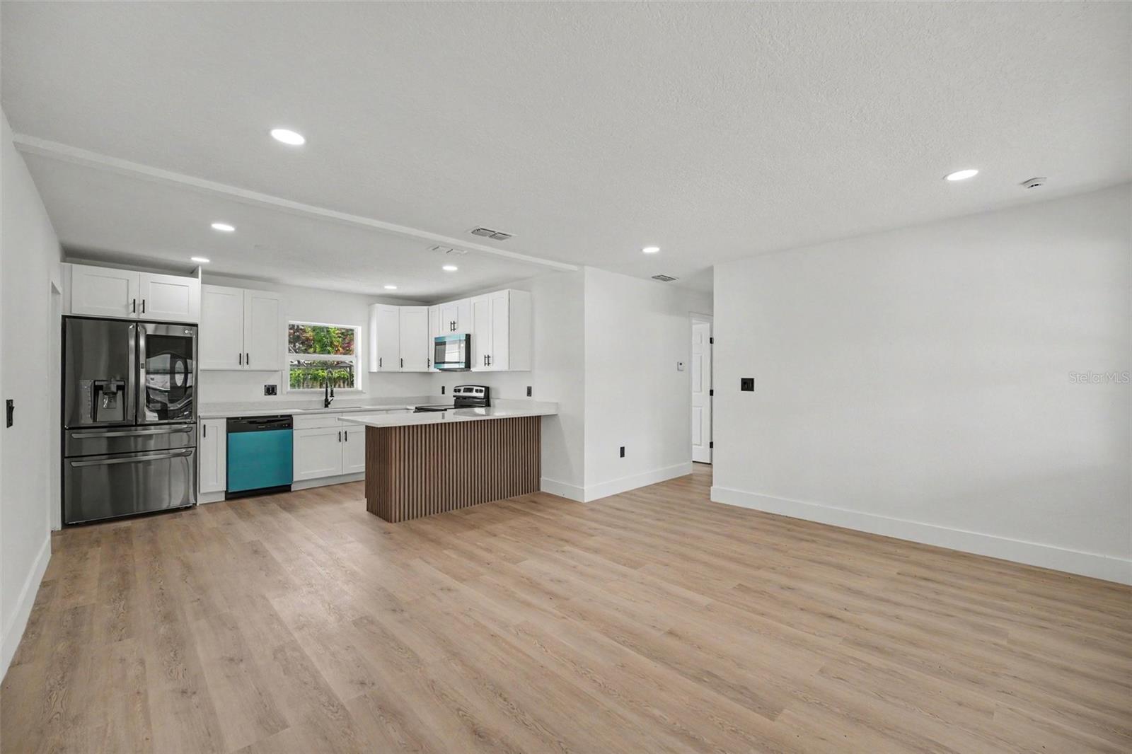CARLTON TERRACE AMD - Residential