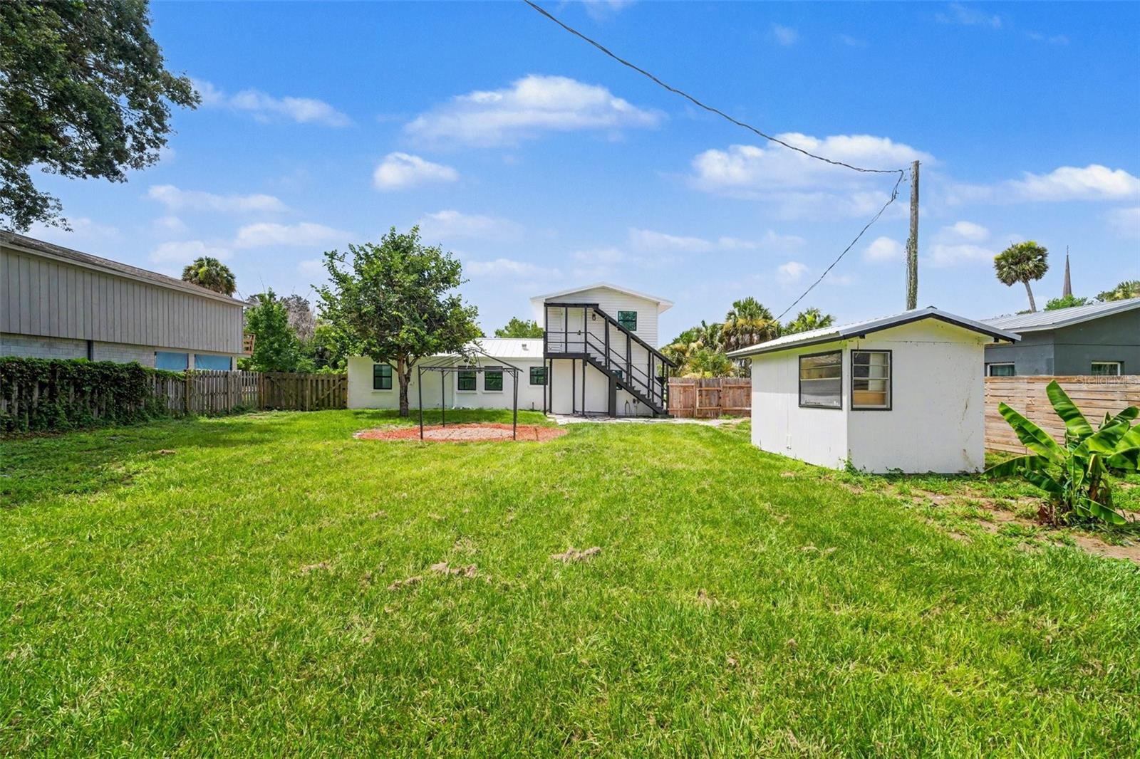 CARLTON TERRACE AMD - Residential