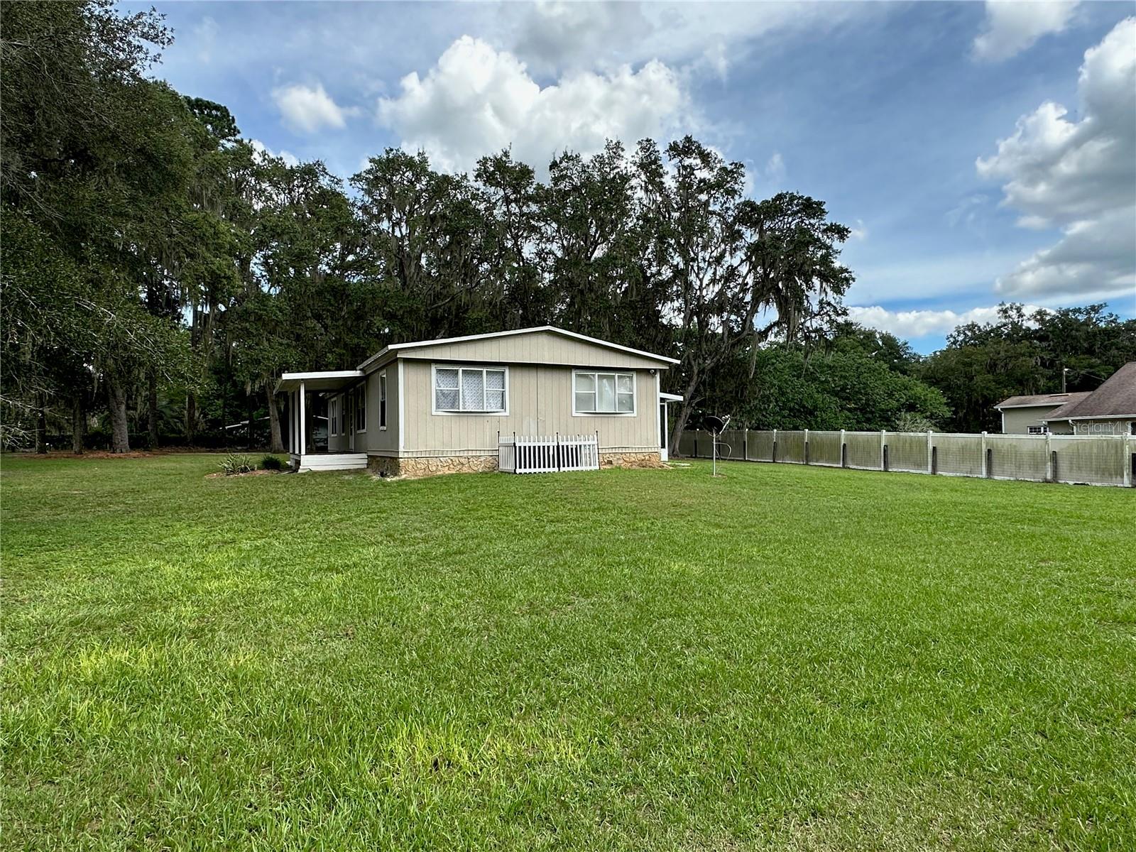 BELLEVIEW - Residential