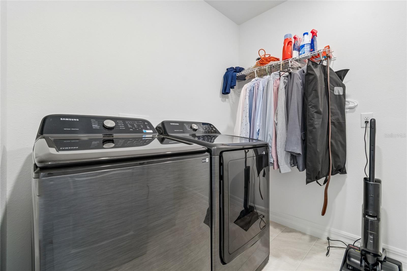NORTH PARK ISLE PH 1A - Residential