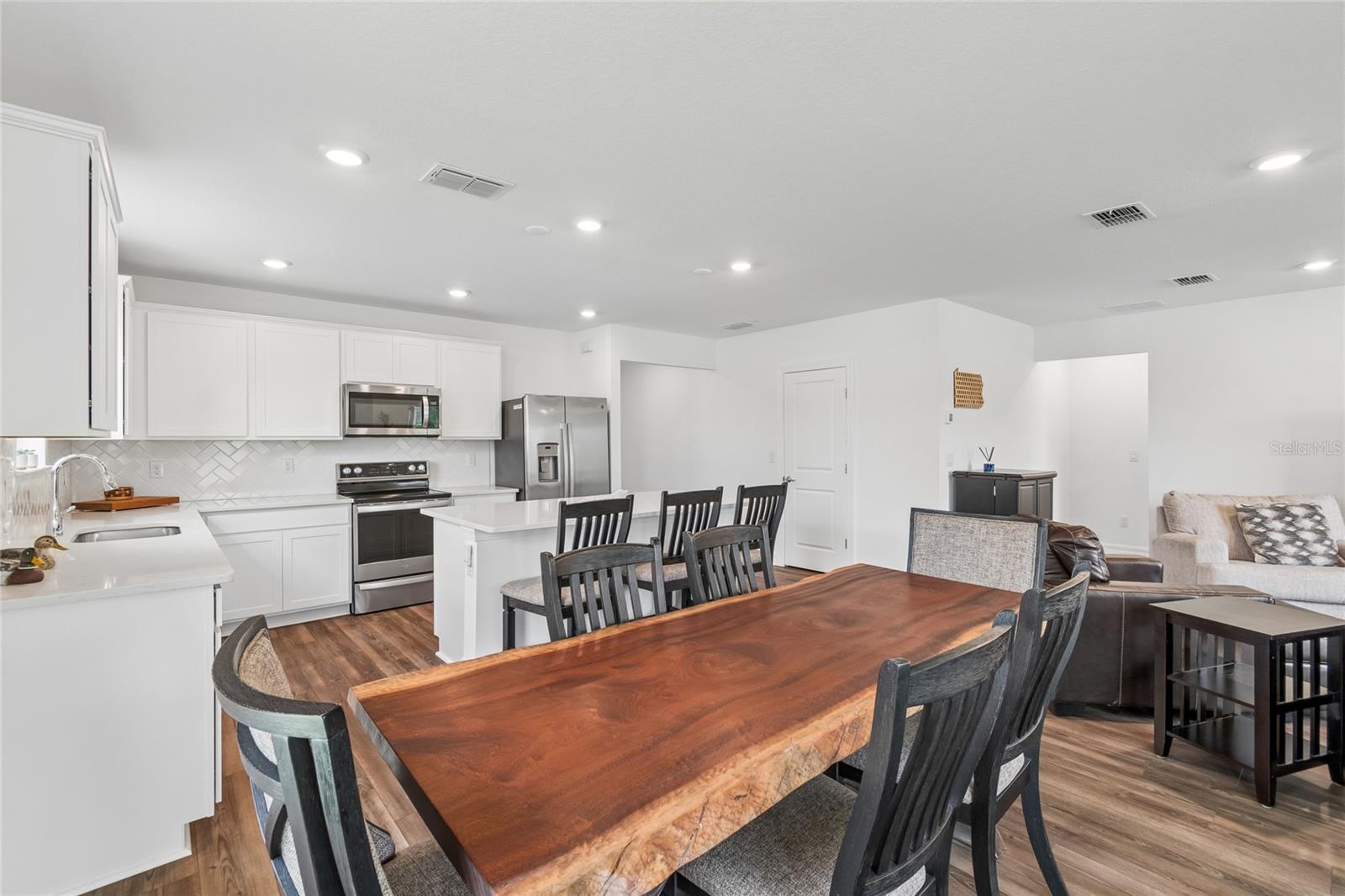 NORTH PARK ISLE PH 1A - Residential
