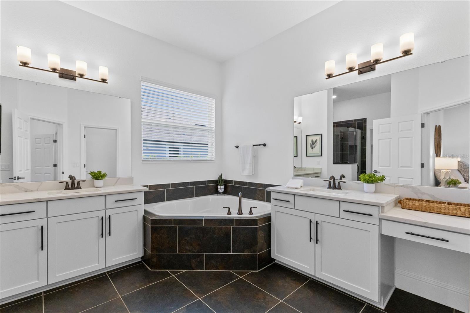 FULLERS OAK - Residential
