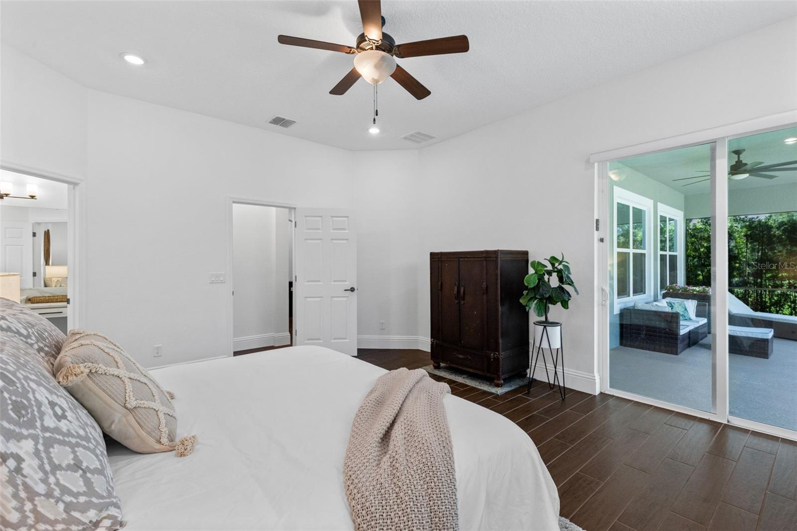 FULLERS OAK - Residential