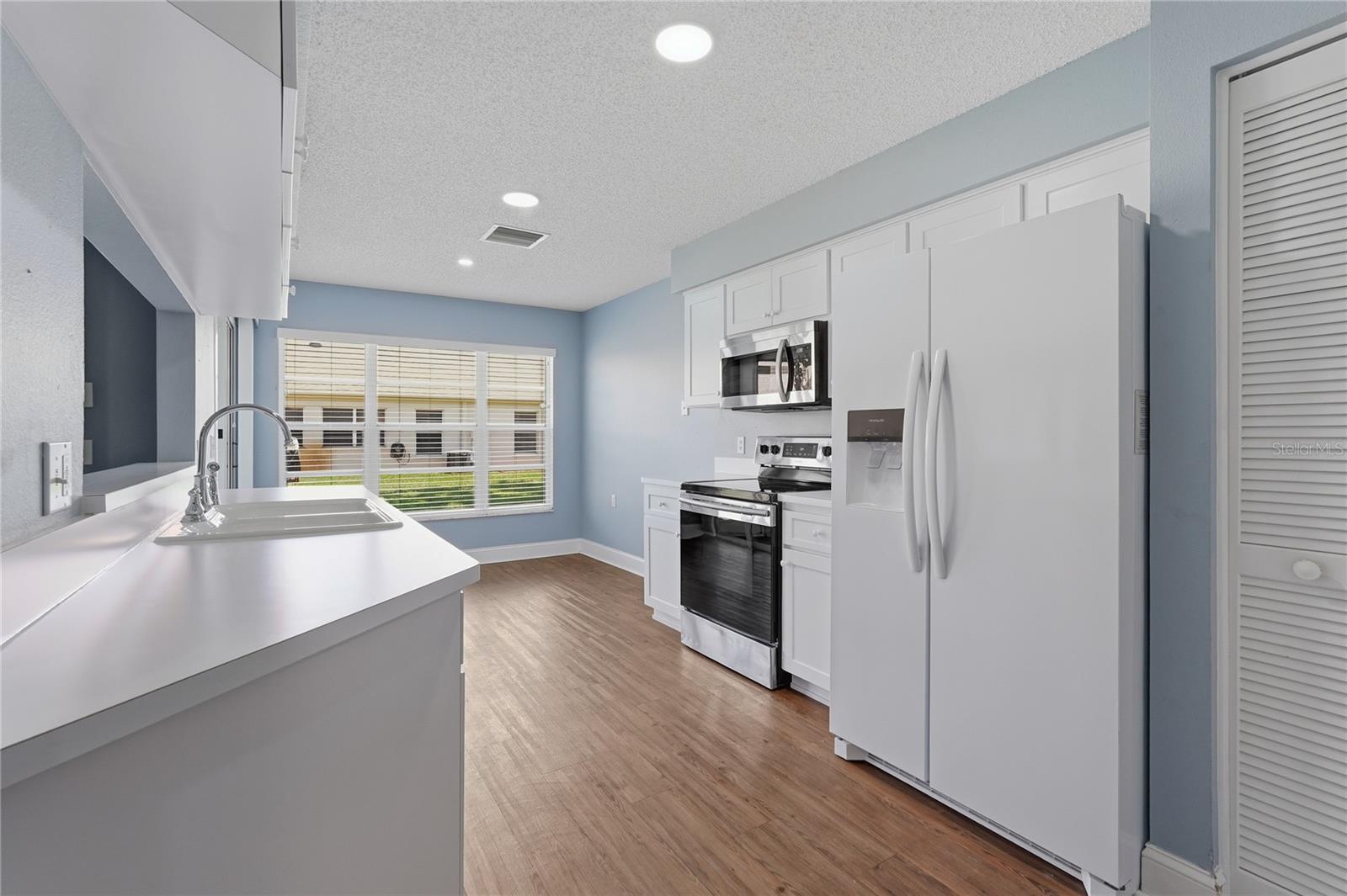 TWO CAMBRIDGE COMMONS - Residential