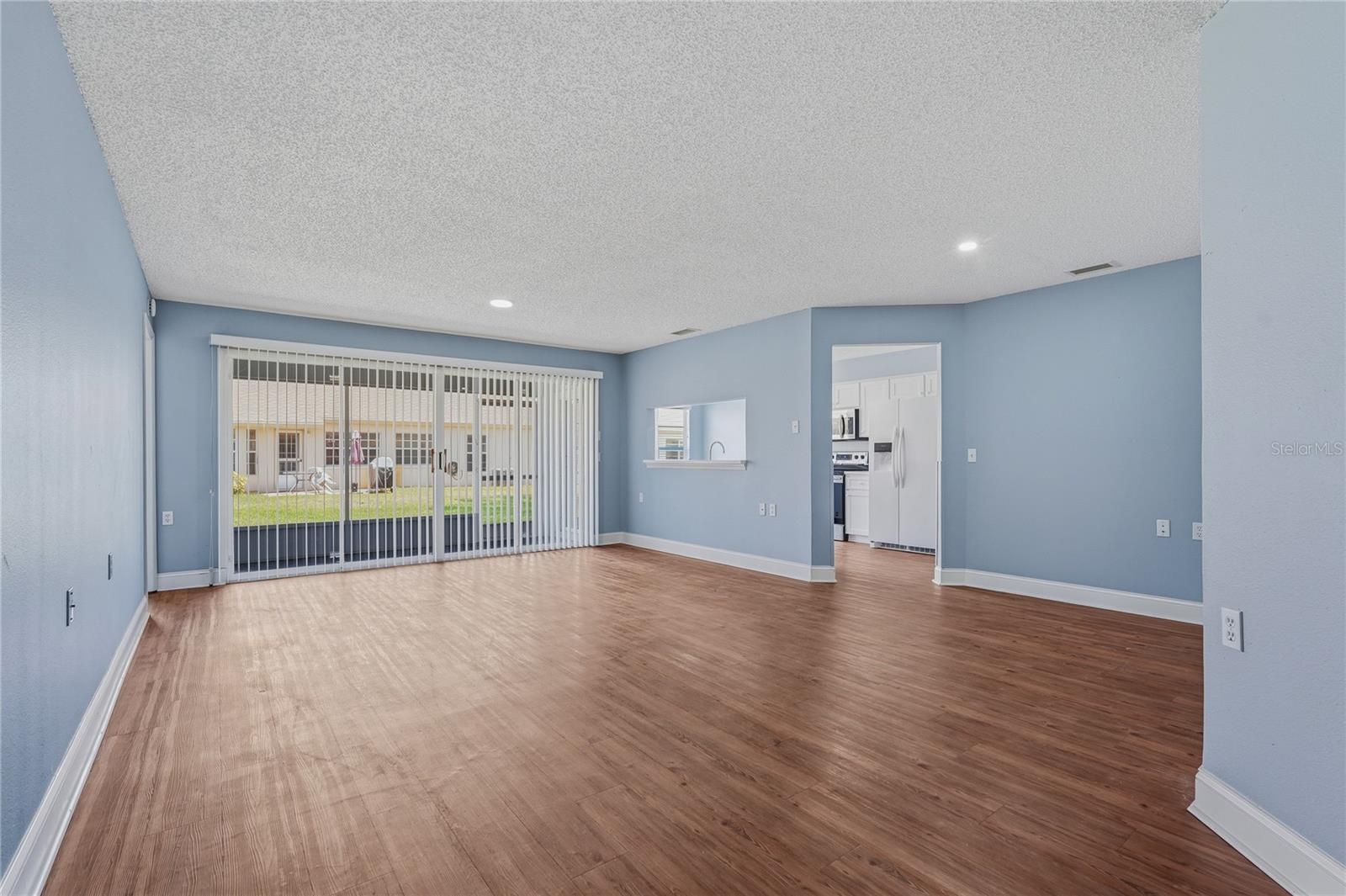 TWO CAMBRIDGE COMMONS - Residential