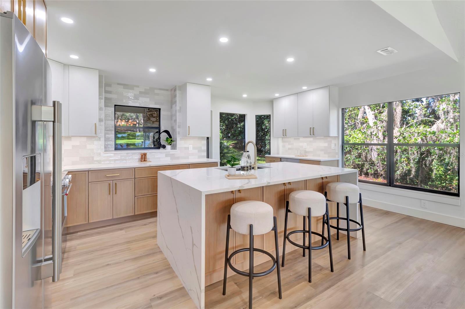 OAK HAVEN ESTATES - Residential