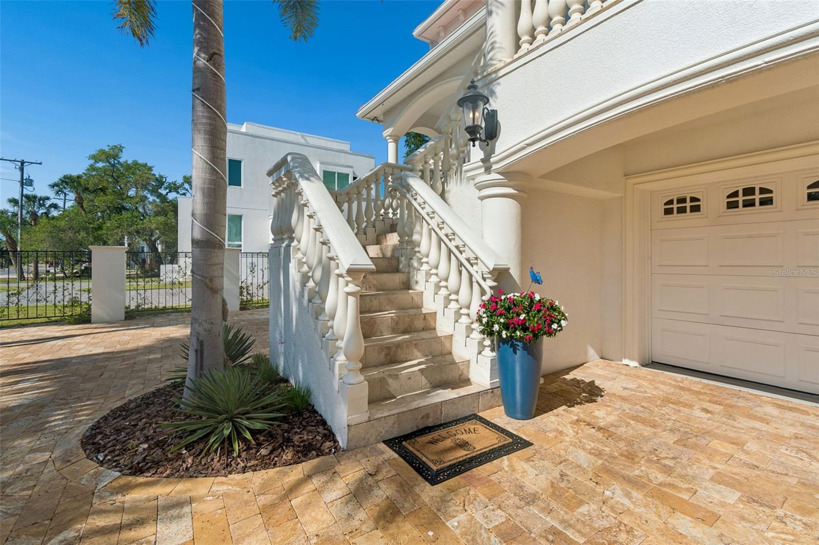 BAYHILL ESTATES - Residential