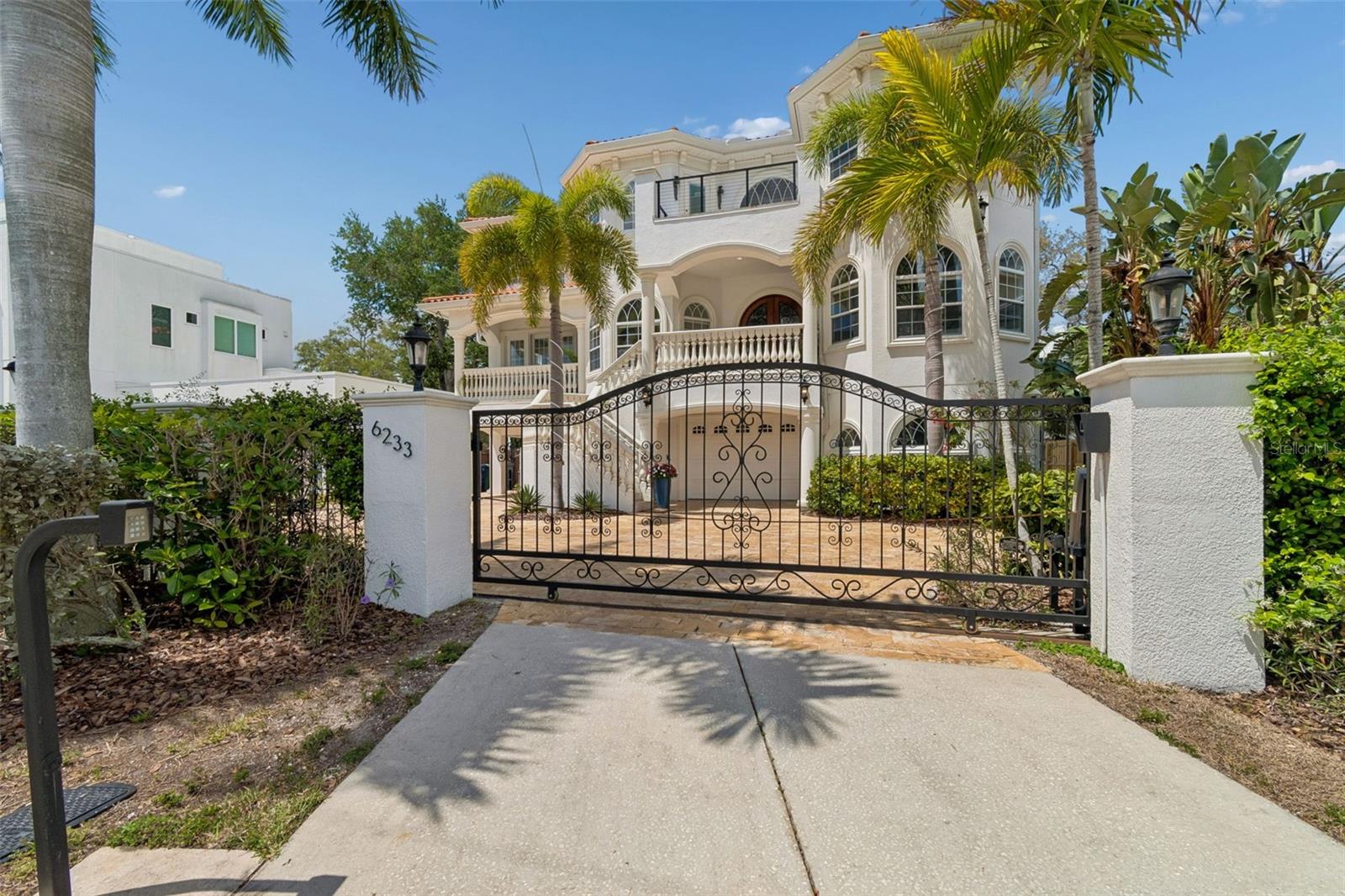 BAYHILL ESTATES - Residential