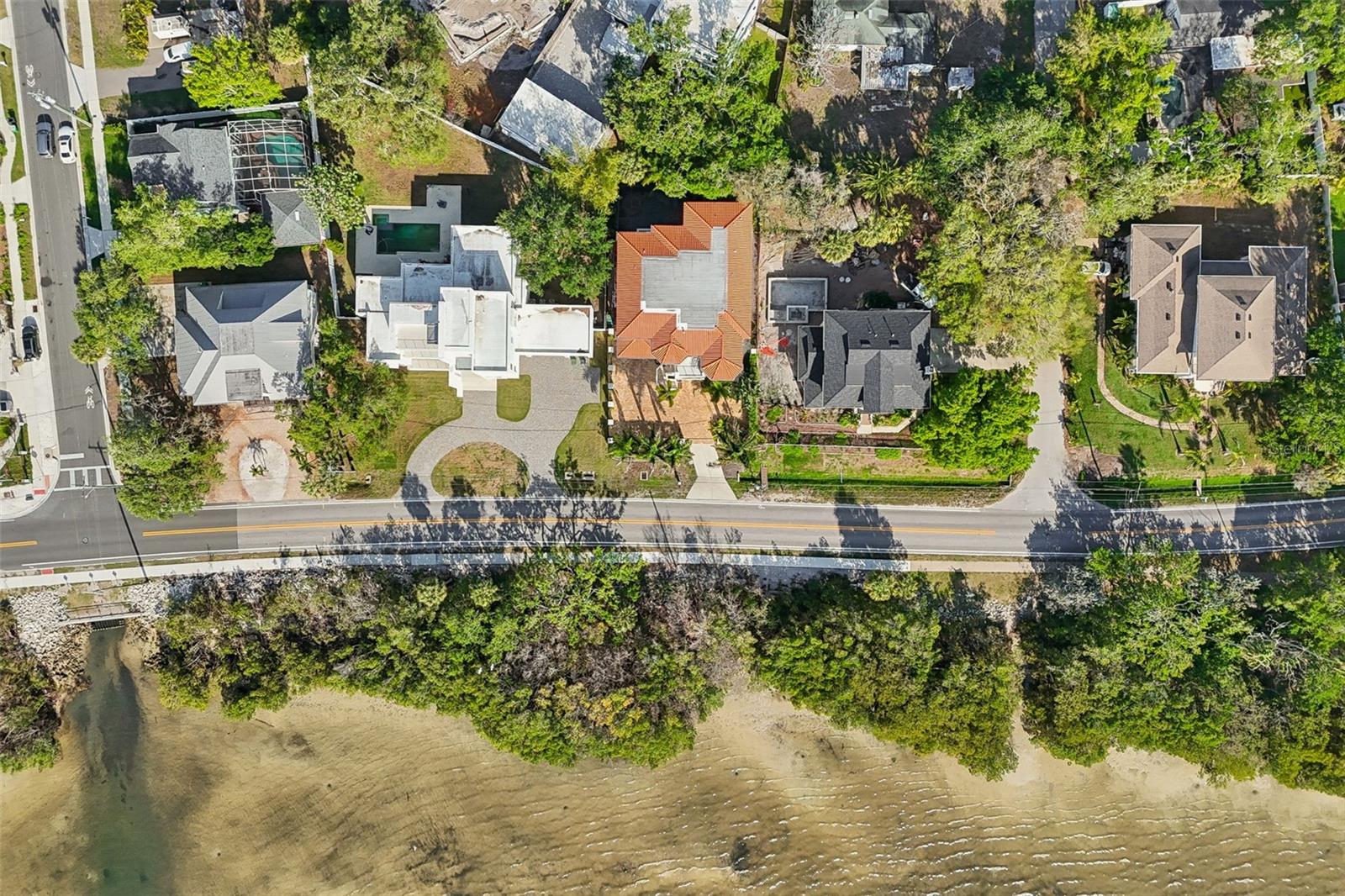BAYHILL ESTATES - Residential