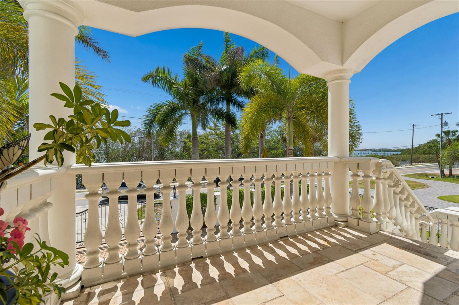 BAYHILL ESTATES - Residential