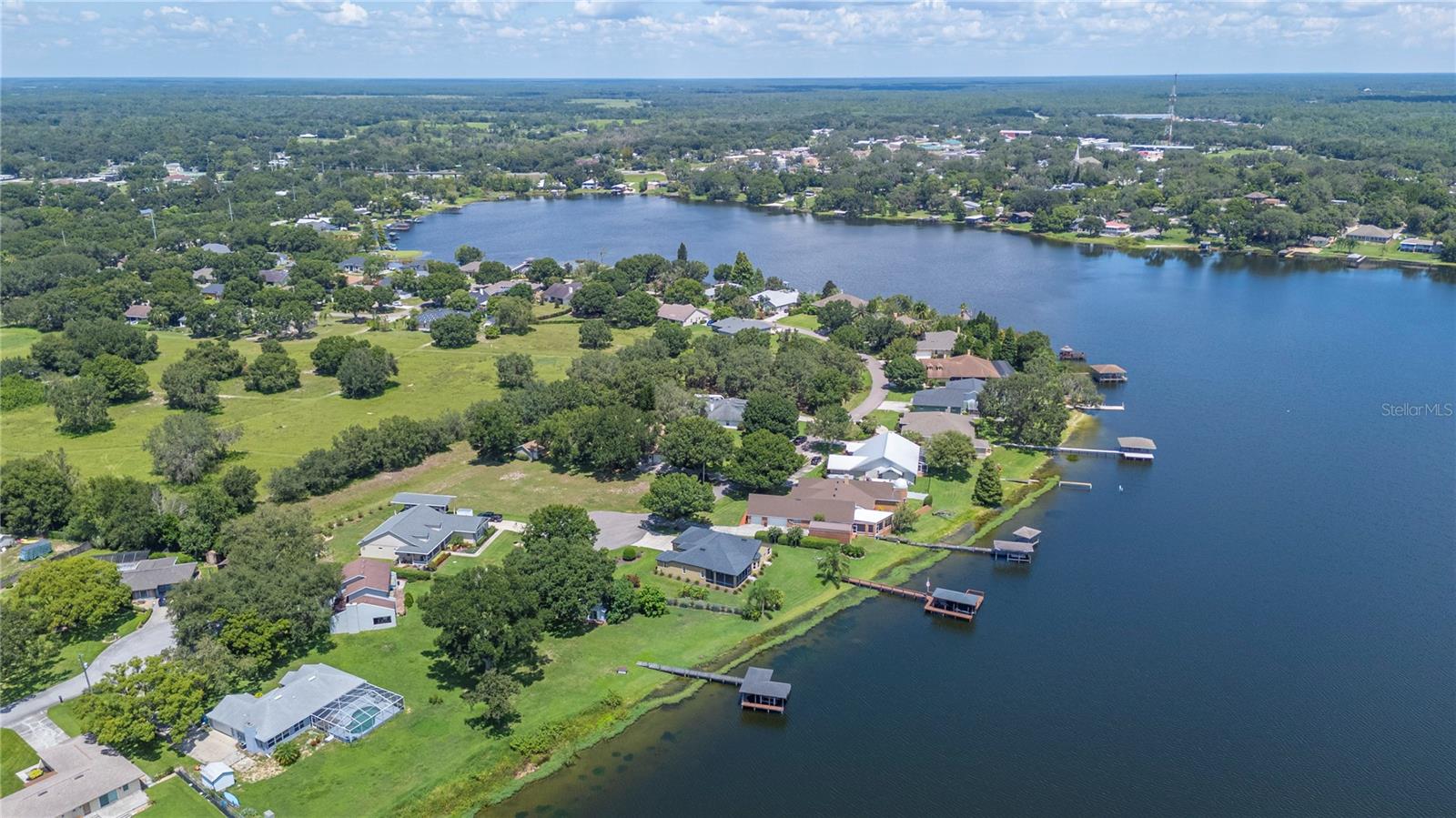 SANDY POINTE - Residential