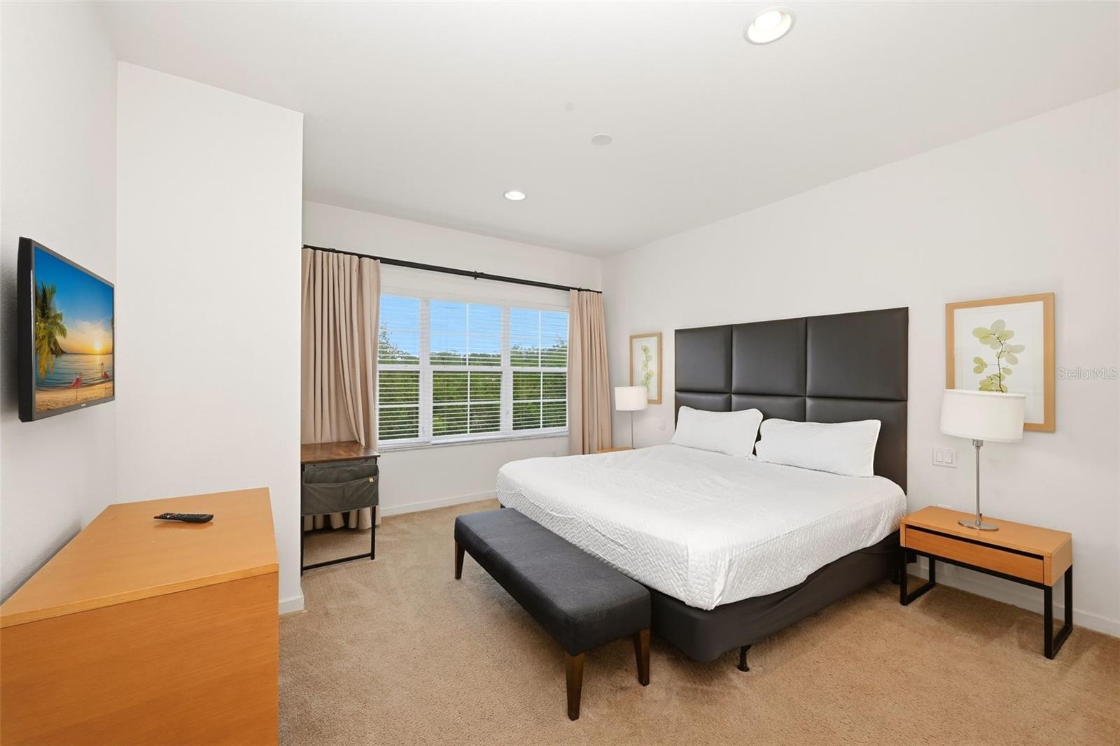 REGAL OAKS AT OLD TOWN - Residential