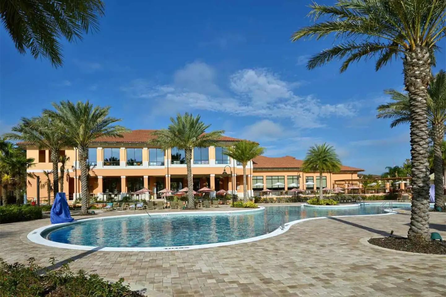 REGAL OAKS AT OLD TOWN - Residential