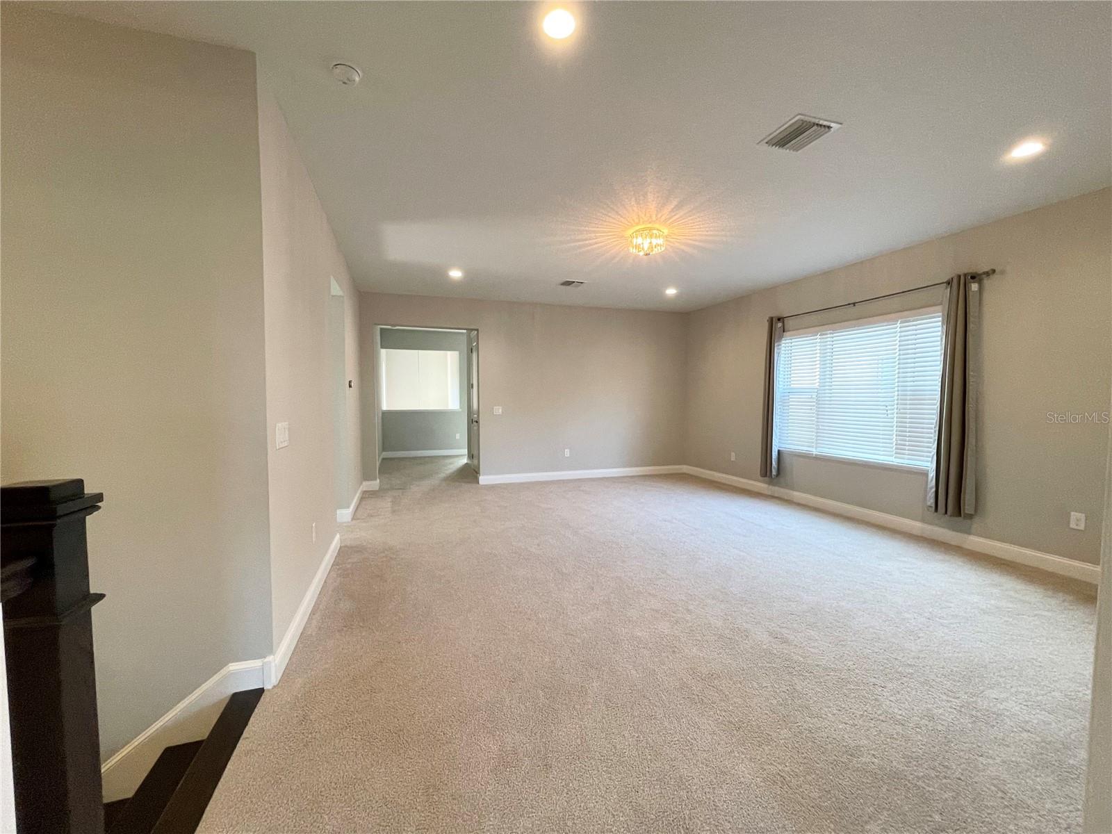 ROYAL CYPRESS PRESERVE - Residential Lease