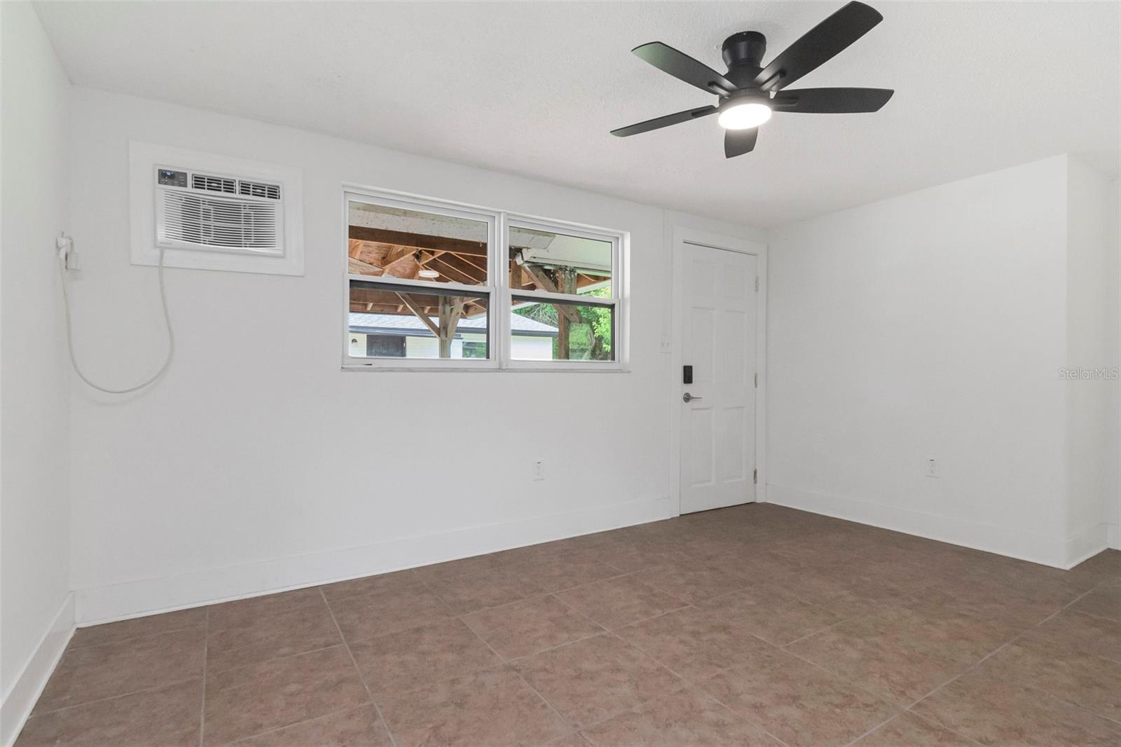 WEST PORT - Residential Income