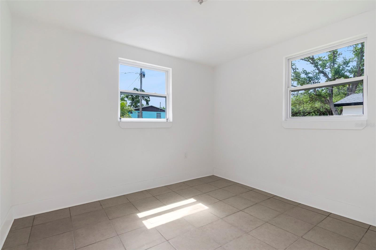 WEST PORT - Residential Income