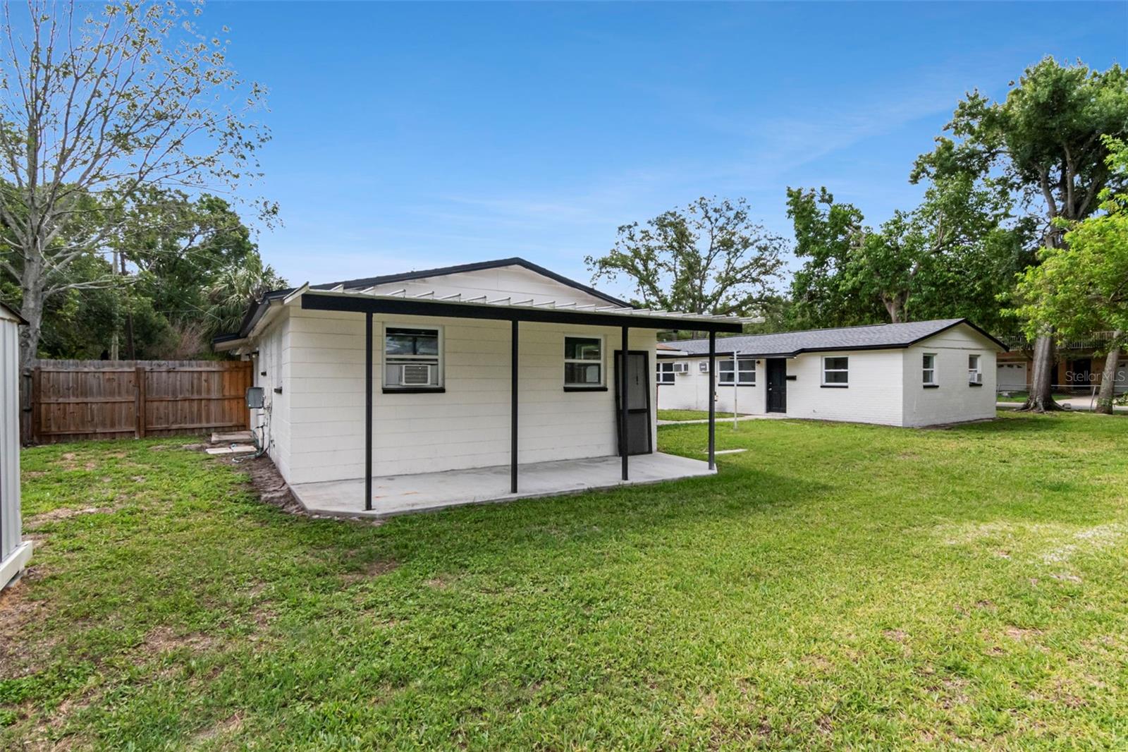 WEST PORT - Residential Income