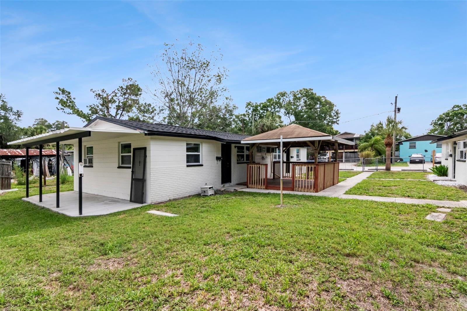 WEST PORT - Residential Income