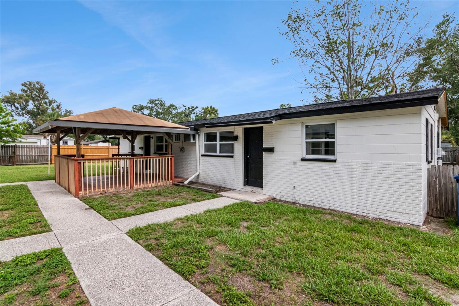 WEST PORT - Residential Income