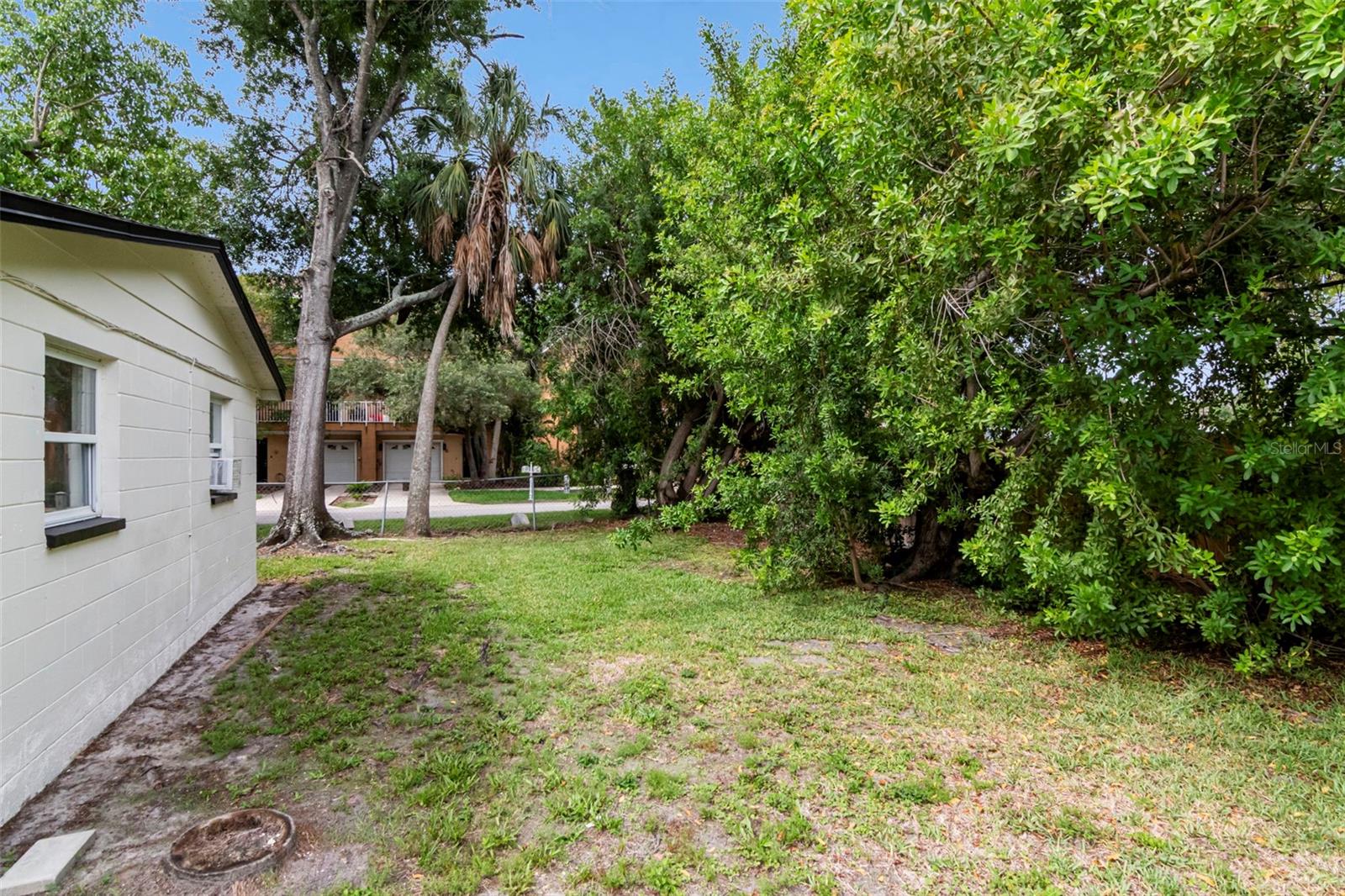 WEST PORT - Residential Income