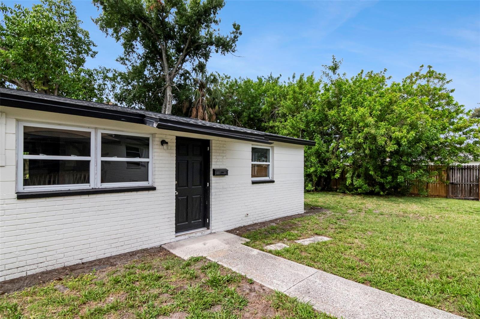 WEST PORT - Residential Income