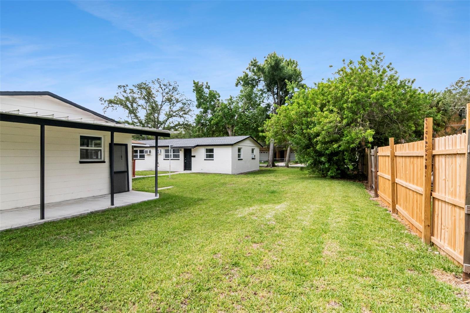 WEST PORT - Residential Income