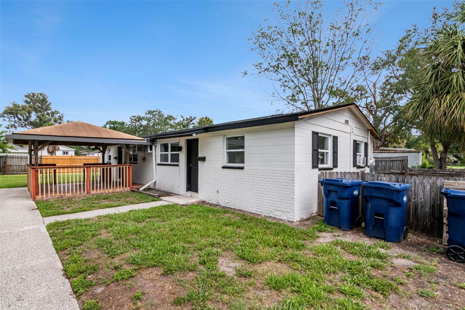 WEST PORT - Residential Income
