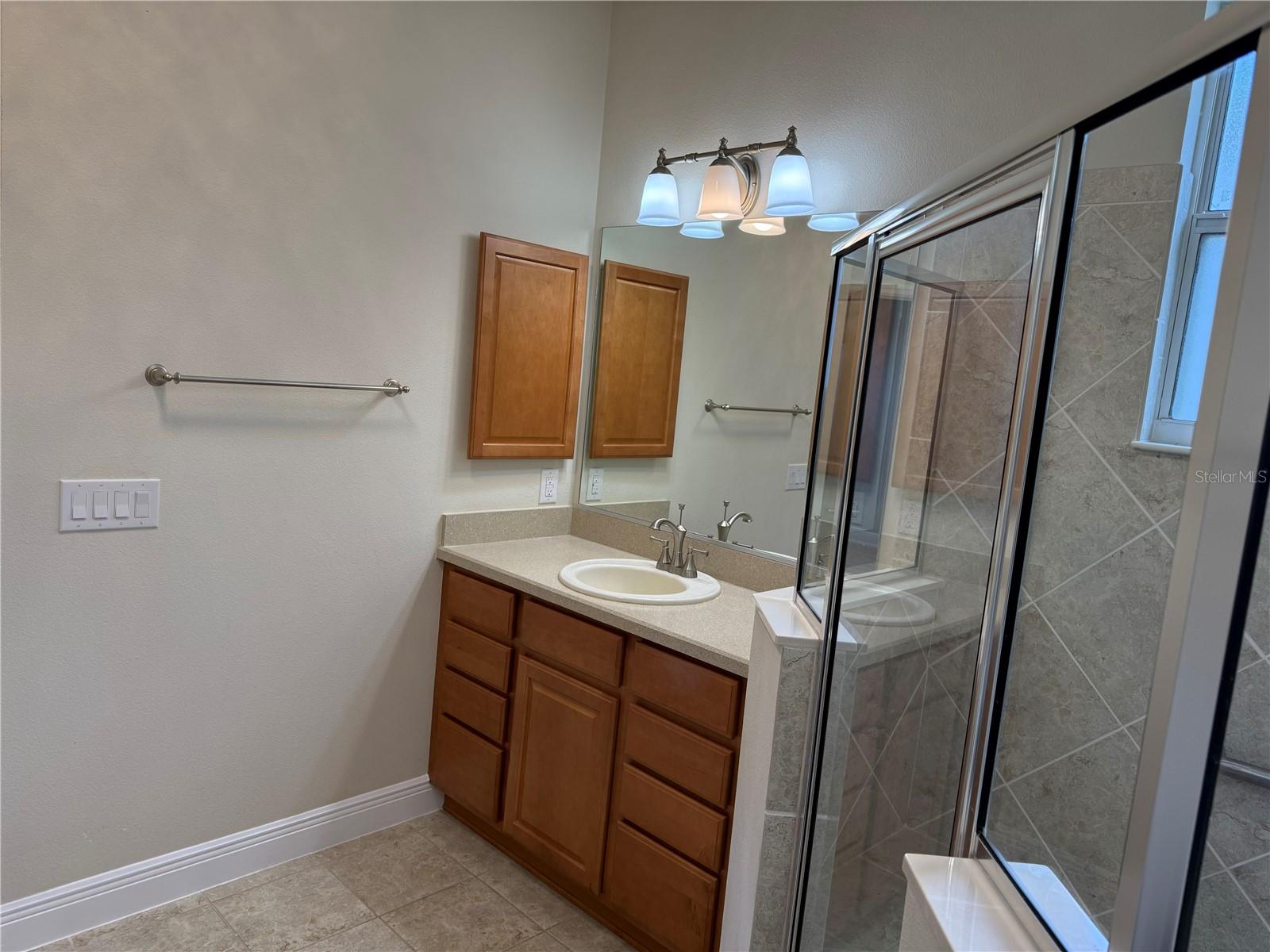 VILLAGES OF SUMTER - Residential Lease