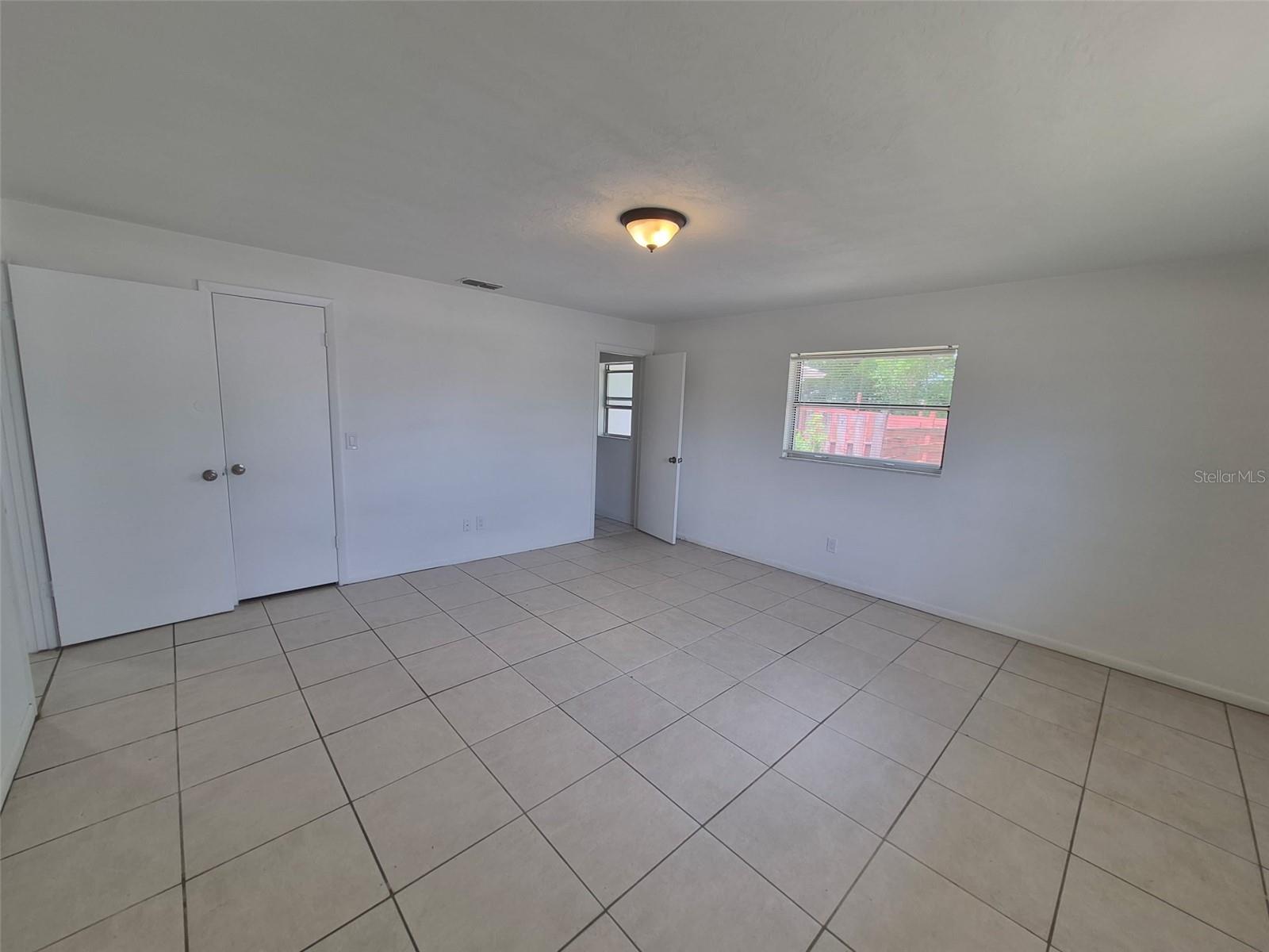 BEVERLY HILLS UNIT 08 PH 01 - Residential